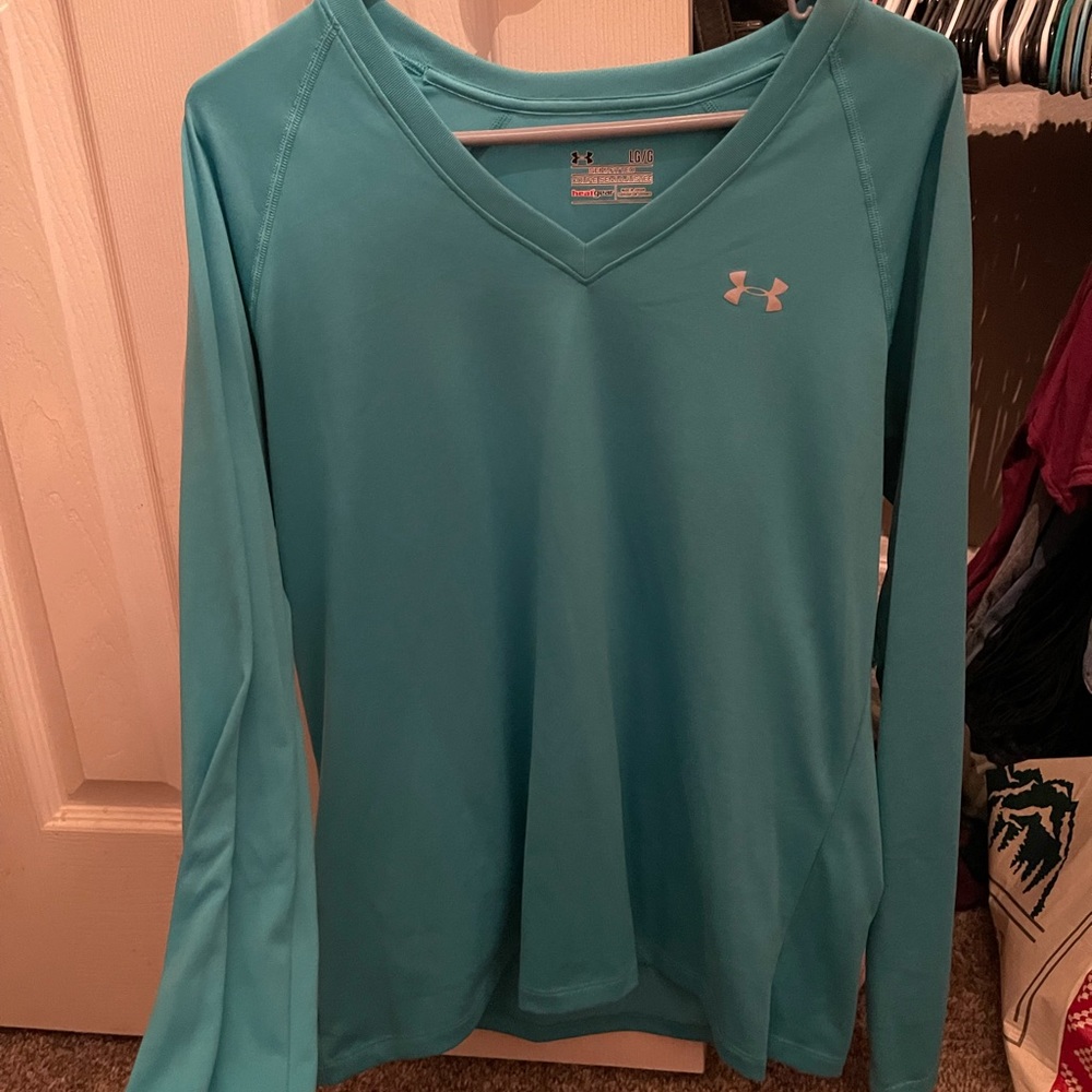Under Armour v-neck long sleeve